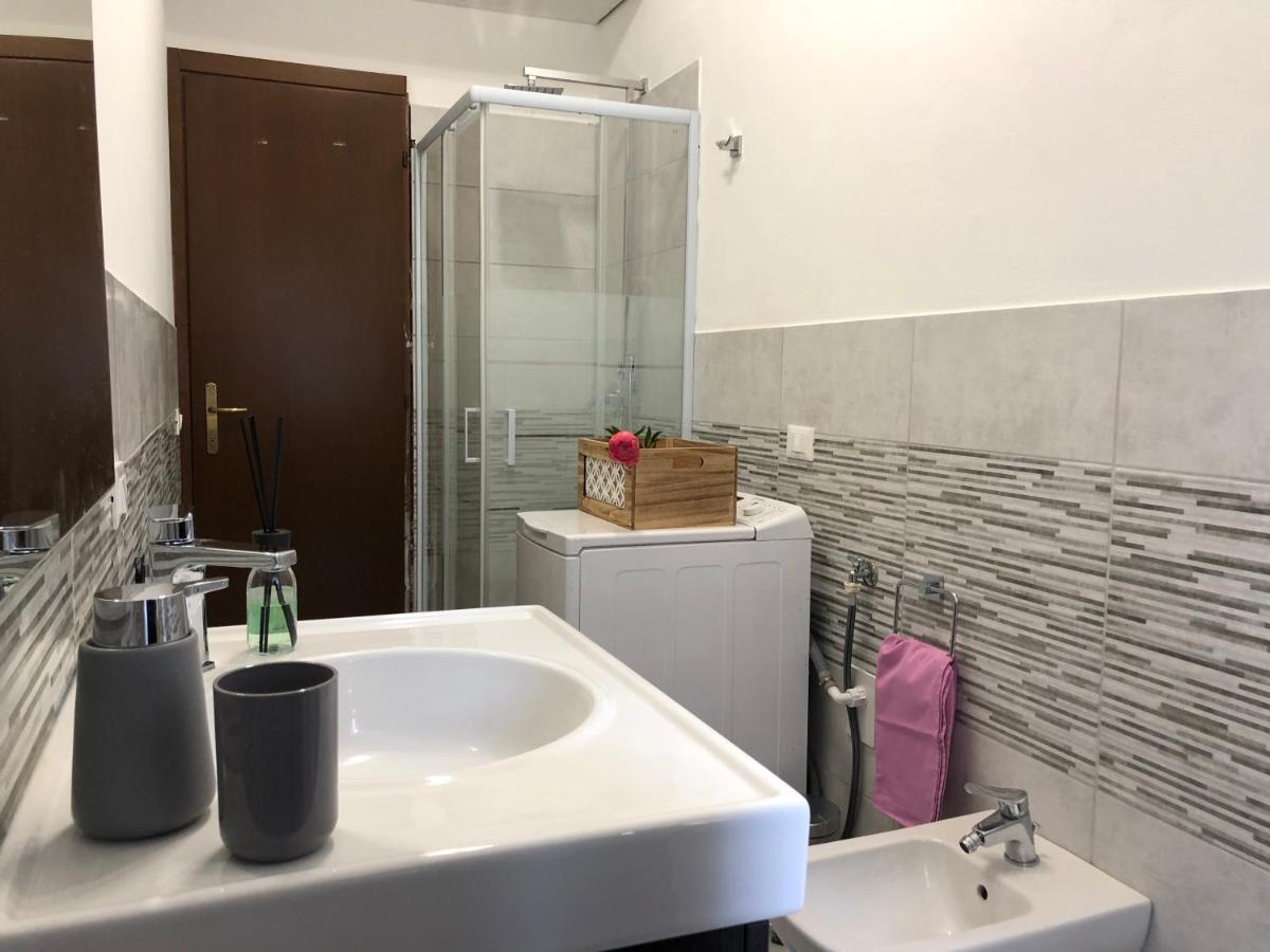 Apartamento Ampio Bilocale A Milano Exterior foto